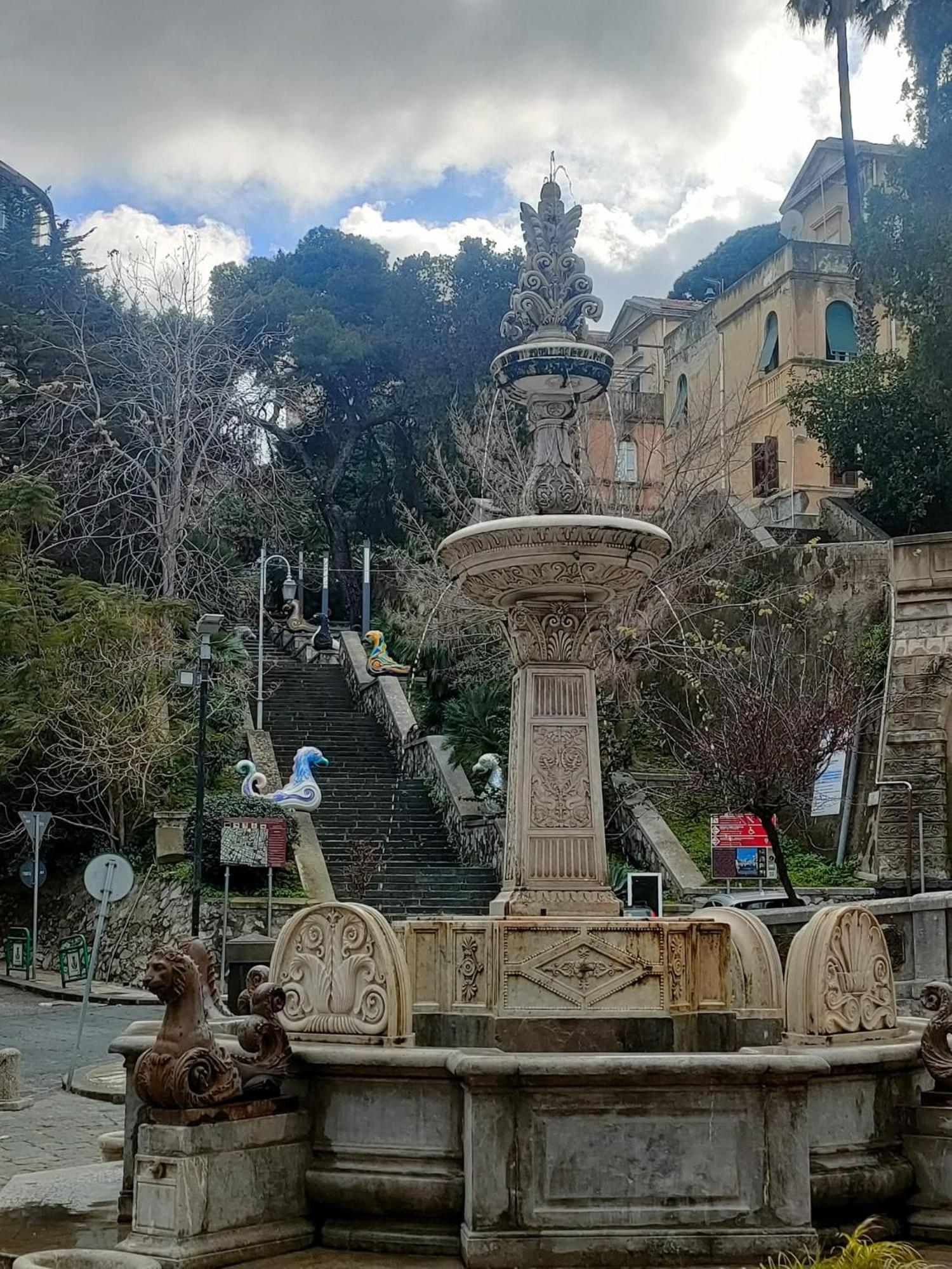Fontana Falconieri Boutique Hotel Messina Esterno foto